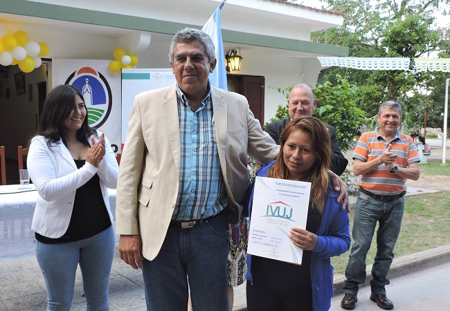 071216 Entrega de Mejoramientos Rodeito4